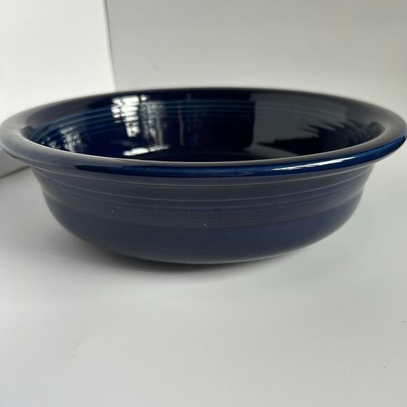 Fiesta Ware 2 Qt Large Serving Bowl Dark Blue Homer Laughlin Pottery No Chips - Picture 1 of 5